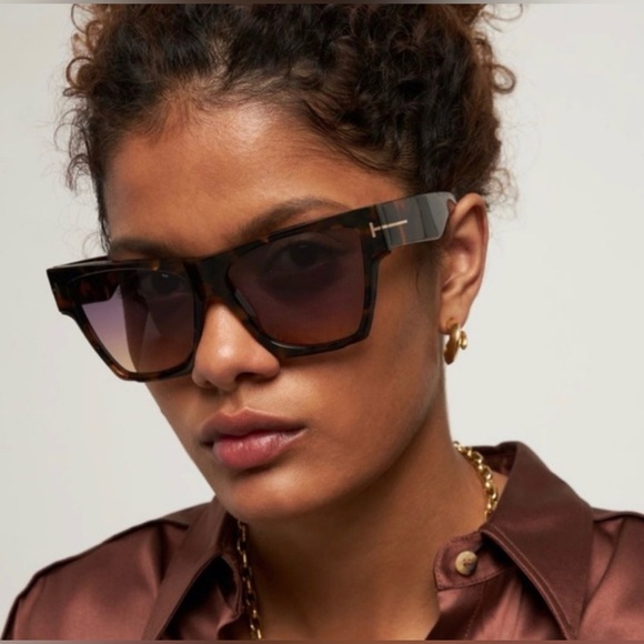 NEW Tom Ford Sunglasses - Picture 2 of 5